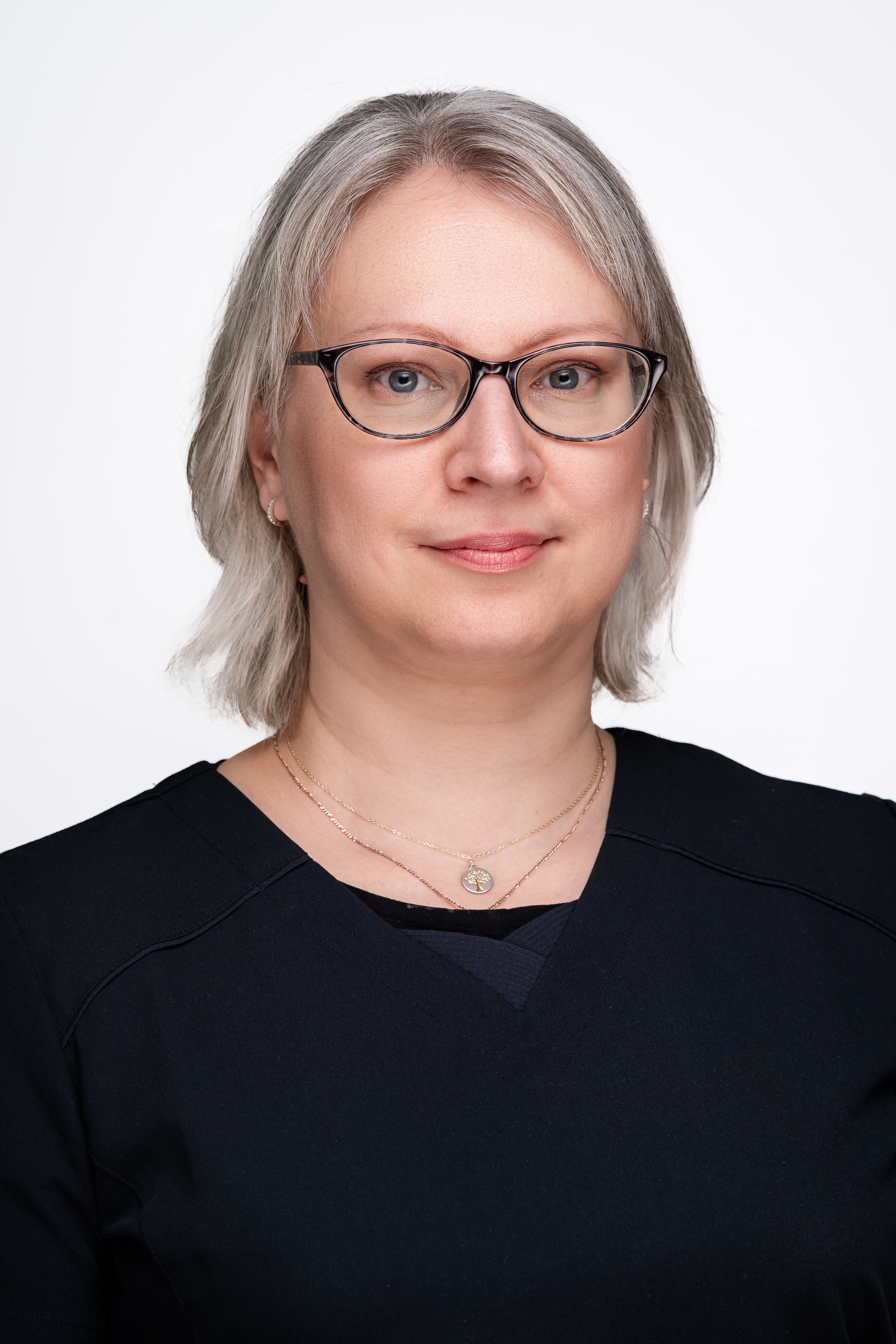 Dr. Ana Focsaneanu